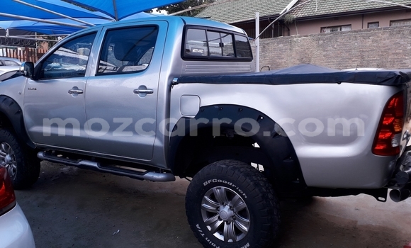 Buy Used Toyota Hilux Silver Car in Maputo in Maputo Buy Used Toyota Hilux Silver Car in Maputo in Maputo