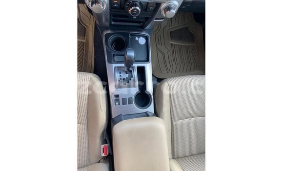 Comprar Importar Toyota 4Runner Branco Carro em Import - Dubai em Cabo Delgado Comprar Importar Toyota 4Runner Branco Carro em Import - Dubai em Cabo Delgado