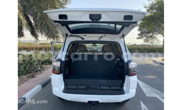 Comprar Importar Toyota 4Runner Branco Carro em Import - Dubai em Cabo Delgado Comprar Importar Toyota 4Runner Branco Carro em Import - Dubai em Cabo Delgado