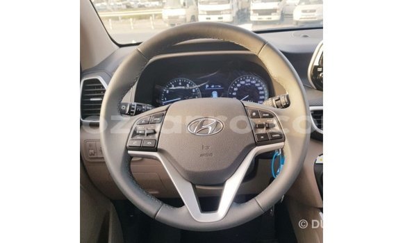 Tenga Imported Hyundai Tucson Tsvuku Mota in Import - Dubai in Cabo Delgado Tenga Imported Hyundai Tucson Tsvuku Mota in Import - Dubai in Cabo Delgado