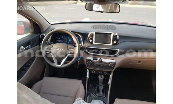 Tenga Imported Hyundai Tucson Tsvuku Mota in Import - Dubai in Cabo Delgado Tenga Imported Hyundai Tucson Tsvuku Mota in Import - Dubai in Cabo Delgado