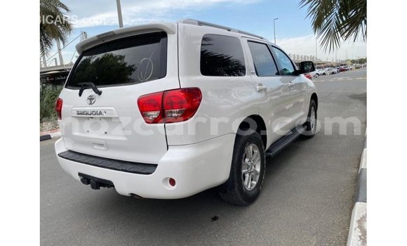 Comprar Importar Toyota Sequoia Branco Carro em Import - Dubai em Cabo Delgado Comprar Importar Toyota Sequoia Branco Carro em Import - Dubai em Cabo Delgado