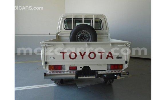 Tenga Imported Toyota Land Cruiser Chena Mota in Import - Dubai in Cabo Delgado Tenga Imported Toyota Land Cruiser Chena Mota in Import - Dubai in Cabo Delgado