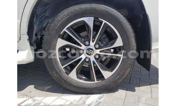 Tenga Imported Toyota Land Cruiser Chena Mota in Import - Dubai in Cabo Delgado Tenga Imported Toyota Land Cruiser Chena Mota in Import - Dubai in Cabo Delgado