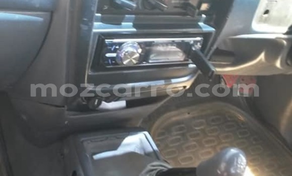 Comprar Usado Toyota Hilux Prata Carro em Maputo em Maputo Comprar Usado Toyota Hilux Prata Carro em Maputo em Maputo