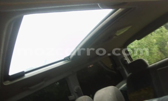 Comprar Usado Toyota Regius Branco Carro em Maputo em Maputo Comprar Usado Toyota Regius Branco Carro em Maputo em Maputo