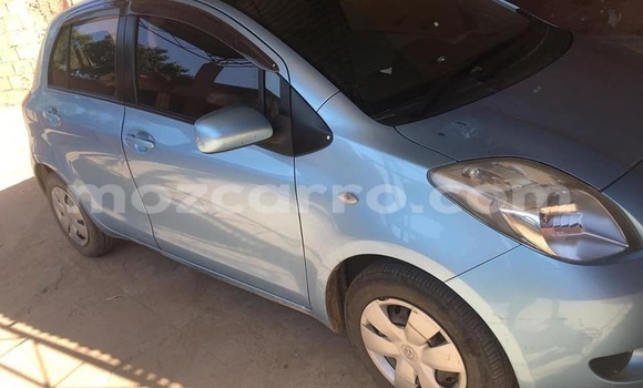 Comprar Usado Toyota Vitz Azul Carro em Maputo em Maputo Comprar Usado Toyota Vitz Azul Carro em Maputo em Maputo