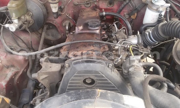 Comprar Usado Toyota Hilux Vermelho Carro em Maputo em Maputo Comprar Usado Toyota Hilux Vermelho Carro em Maputo em Maputo