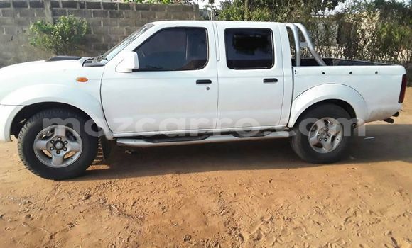 Buy Used Nissan Hardbody White Car in Maputo in Maputo Buy Used Nissan Hardbody White Car in Maputo in Maputo
