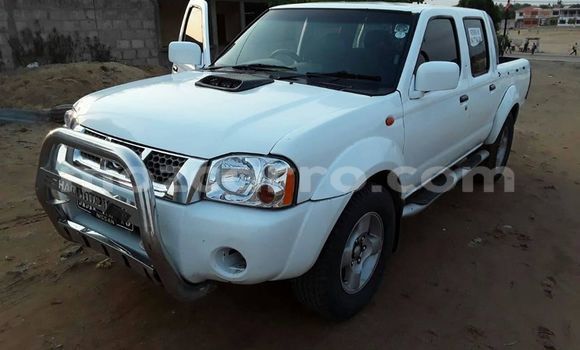 Buy Used Nissan Hardbody White Car in Maputo in Maputo Buy Used Nissan Hardbody White Car in Maputo in Maputo