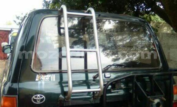 Buy Used Toyota Land Cruiser Green Car in Maputo in Maputo Buy Used Toyota Land Cruiser Green Car in Maputo in Maputo