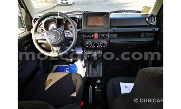 Comprar Importar Suzuki Jimny Verde Carro em Import - Dubai em Cabo Delgado Comprar Importar Suzuki Jimny Verde Carro em Import - Dubai em Cabo Delgado