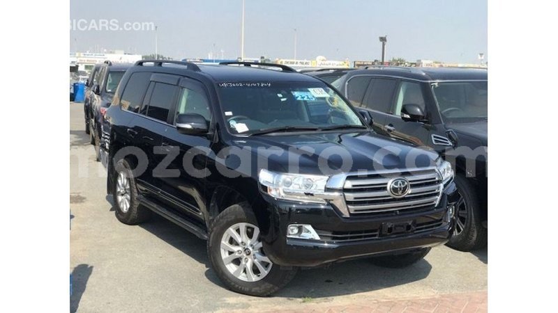 Big with watermark toyota land cruiser cabo delgado import dubai 7750