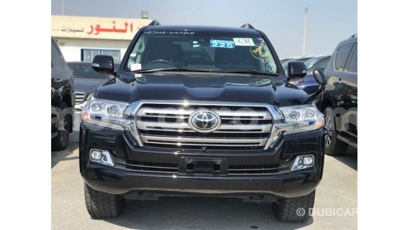 Big with watermark toyota land cruiser cabo delgado import dubai 7750