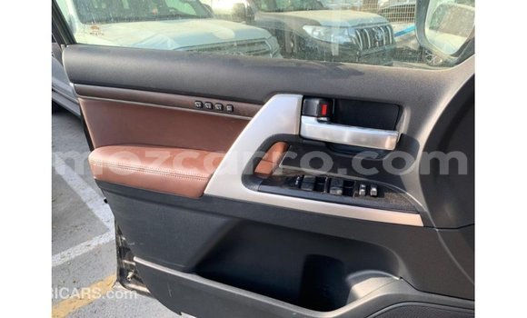 Comprar Importar Toyota Land Cruiser Preto Carro em Import - Dubai em Cabo Delgado Comprar Importar Toyota Land Cruiser Preto Carro em Import - Dubai em Cabo Delgado
