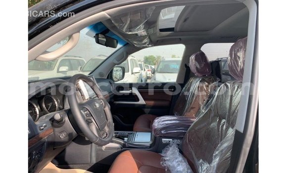 Comprar Importar Toyota Land Cruiser Preto Carro em Import - Dubai em Cabo Delgado Comprar Importar Toyota Land Cruiser Preto Carro em Import - Dubai em Cabo Delgado