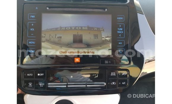 Tenga Imported Toyota Prius Chena Mota in Import - Dubai in Cabo Delgado Tenga Imported Toyota Prius Chena Mota in Import - Dubai in Cabo Delgado