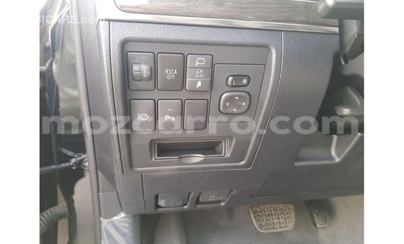 Tenga Imported Toyota Land Cruiser Nhema Mota in Import - Dubai in Cabo Delgado Tenga Imported Toyota Land Cruiser Nhema Mota in Import - Dubai in Cabo Delgado
