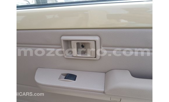 Comprar Importar Toyota Land Cruiser Bege Carro em Import - Dubai em Cabo Delgado Comprar Importar Toyota Land Cruiser Bege Carro em Import - Dubai em Cabo Delgado