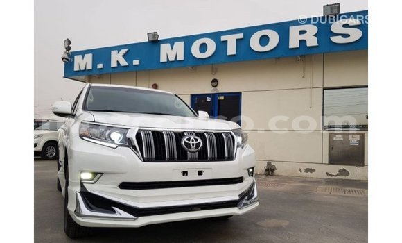 Comprar Importar Toyota Prado Branco Carro em Import - Dubai em Cabo Delgado Comprar Importar Toyota Prado Branco Carro em Import - Dubai em Cabo Delgado