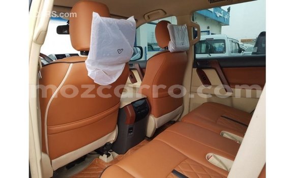 Comprar Importar Toyota Prado Branco Carro em Import - Dubai em Cabo Delgado Comprar Importar Toyota Prado Branco Carro em Import - Dubai em Cabo Delgado