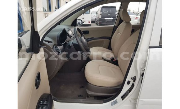 Nunua Imported Hyundai i10 Nyeupe Gari ndani ya Import - Dubai nchini Cabo Delgado Nunua Imported Hyundai i10 Nyeupe Gari ndani ya Import - Dubai nchini Cabo Delgado