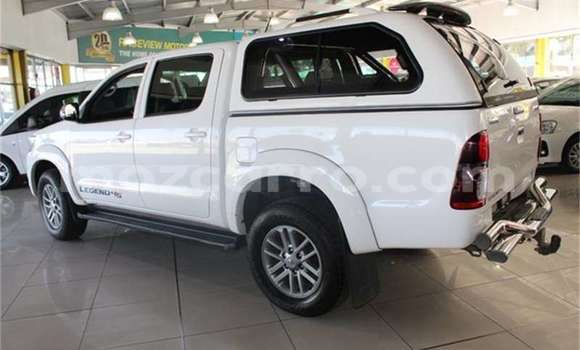 Buy Used Toyota Hilux White Car in Maputo in Maputo Buy Used Toyota Hilux White Car in Maputo in Maputo