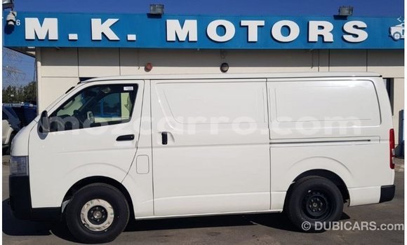 Comprar Importar Toyota Hiace Branco Carro em Import - Dubai em Cabo Delgado Comprar Importar Toyota Hiace Branco Carro em Import - Dubai em Cabo Delgado