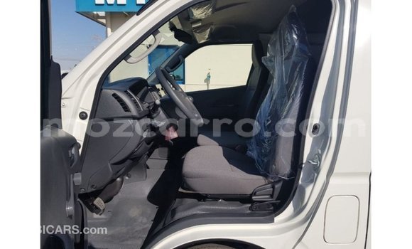 Comprar Importar Toyota Hiace Branco Carro em Import - Dubai em Cabo Delgado Comprar Importar Toyota Hiace Branco Carro em Import - Dubai em Cabo Delgado