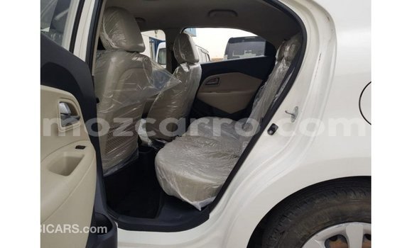 Comprar Importar Kia Rio Branco Carro em Import - Dubai em Cabo Delgado Comprar Importar Kia Rio Branco Carro em Import - Dubai em Cabo Delgado