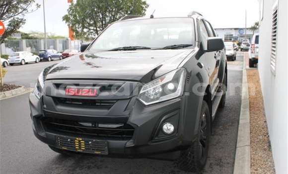 Buy Used Isuzu KB Black Car in Maputo in Maputo Buy Used Isuzu KB Black Car in Maputo in Maputo