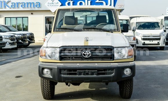Buy Import Toyota Land Cruiser Beige Car in Import - Dubai in Cabo Delgado Buy Import Toyota Land Cruiser Beige Car in Import - Dubai in Cabo Delgado
