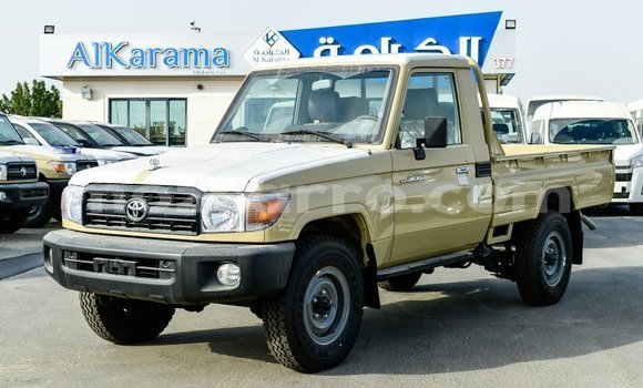 Buy Import Toyota Land Cruiser Beige Car in Import - Dubai in Cabo Delgado Buy Import Toyota Land Cruiser Beige Car in Import - Dubai in Cabo Delgado