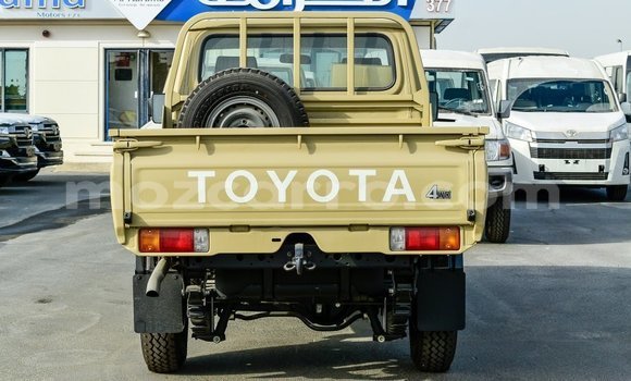 Buy Import Toyota Land Cruiser Beige Car in Import - Dubai in Cabo Delgado Buy Import Toyota Land Cruiser Beige Car in Import - Dubai in Cabo Delgado