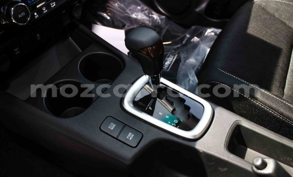 Tenga Imported Toyota Hilux Chena Mota in Import - Dubai in Cabo Delgado Tenga Imported Toyota Hilux Chena Mota in Import - Dubai in Cabo Delgado