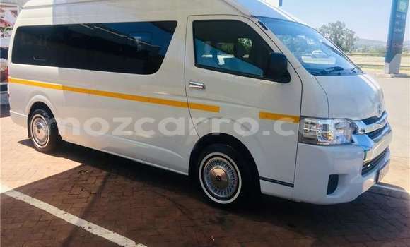 Buy Used Toyota Aqua White Car in Maputo in Maputo Buy Used Toyota Aqua White Car in Maputo in Maputo