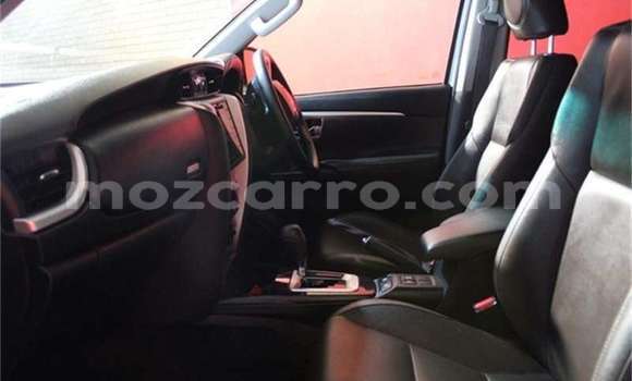 Buy Used Toyota Fortuner White Car in Maputo in Maputo Buy Used Toyota Fortuner White Car in Maputo in Maputo
