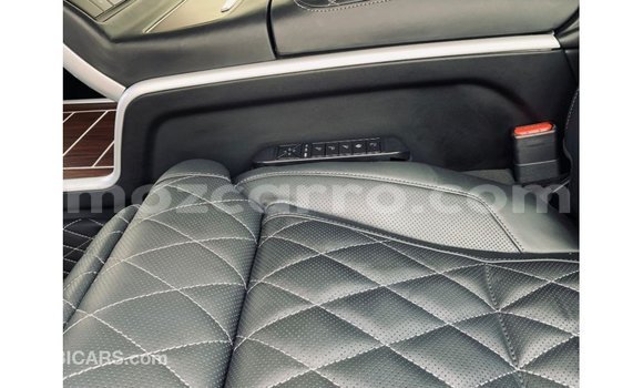 Comprar Importar Toyota Land Cruiser Preto Carro em Import - Dubai em Cabo Delgado Comprar Importar Toyota Land Cruiser Preto Carro em Import - Dubai em Cabo Delgado