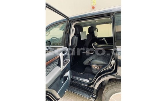 Comprar Importar Toyota Land Cruiser Preto Carro em Import - Dubai em Cabo Delgado Comprar Importar Toyota Land Cruiser Preto Carro em Import - Dubai em Cabo Delgado