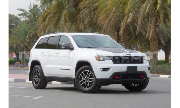 Comprar Importar Jeep Grand Cherokee Branco Carro em Import - Dubai em Cabo Delgado