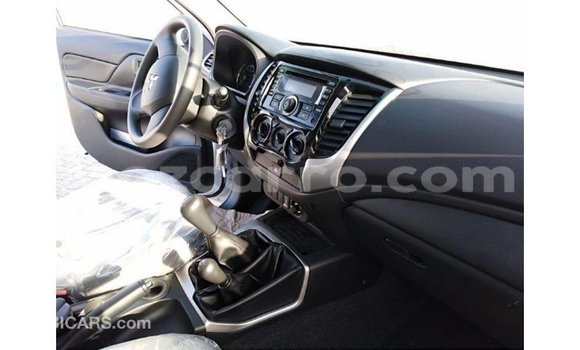 Tenga Imported Mitsubishi L200 Chena Mota in Import - Dubai in Cabo Delgado Tenga Imported Mitsubishi L200 Chena Mota in Import - Dubai in Cabo Delgado