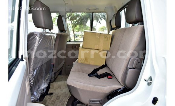 Buy Import Toyota Land Cruiser White Car in Import - Dubai in Cabo Delgado Buy Import Toyota Land Cruiser White Car in Import - Dubai in Cabo Delgado