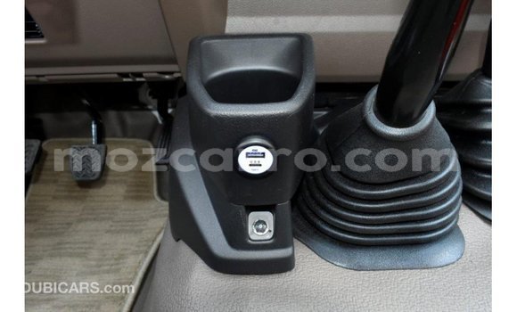 Buy Import Toyota Land Cruiser White Car in Import - Dubai in Cabo Delgado Buy Import Toyota Land Cruiser White Car in Import - Dubai in Cabo Delgado