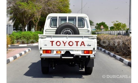 Buy Import Toyota Land Cruiser White Car in Import - Dubai in Cabo Delgado Buy Import Toyota Land Cruiser White Car in Import - Dubai in Cabo Delgado
