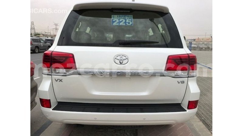 Big with watermark toyota land cruiser cabo delgado import dubai 7898