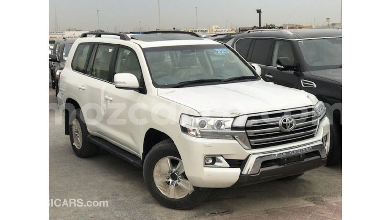 Big with watermark toyota land cruiser cabo delgado import dubai 7898