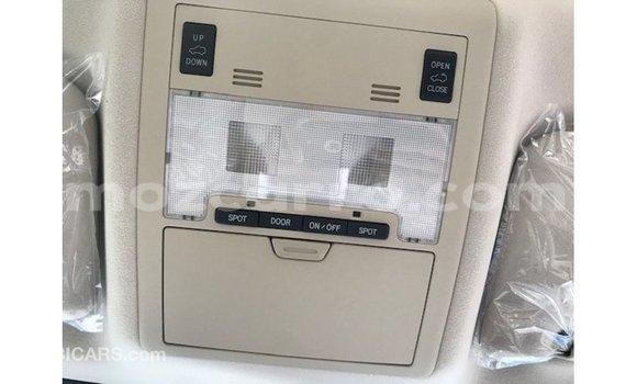 Nunua Imported Toyota Land Cruiser Nyeupe Gari ndani ya Import - Dubai nchini Cabo Delgado Nunua Imported Toyota Land Cruiser Nyeupe Gari ndani ya Import - Dubai nchini Cabo Delgado