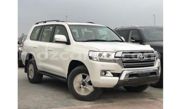 Buy Import Toyota Land Cruiser White Car in Import - Dubai in Cabo Delgado Buy Import Toyota Land Cruiser White Car in Import - Dubai in Cabo Delgado
