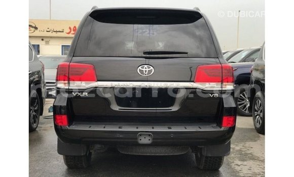 Nunua Imported Toyota Land Cruiser Nyeusi Gari ndani ya Import - Dubai nchini Cabo Delgado Nunua Imported Toyota Land Cruiser Nyeusi Gari ndani ya Import - Dubai nchini Cabo Delgado