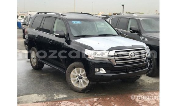 Nunua Imported Toyota Land Cruiser Nyeusi Gari ndani ya Import - Dubai nchini Cabo Delgado Nunua Imported Toyota Land Cruiser Nyeusi Gari ndani ya Import - Dubai nchini Cabo Delgado